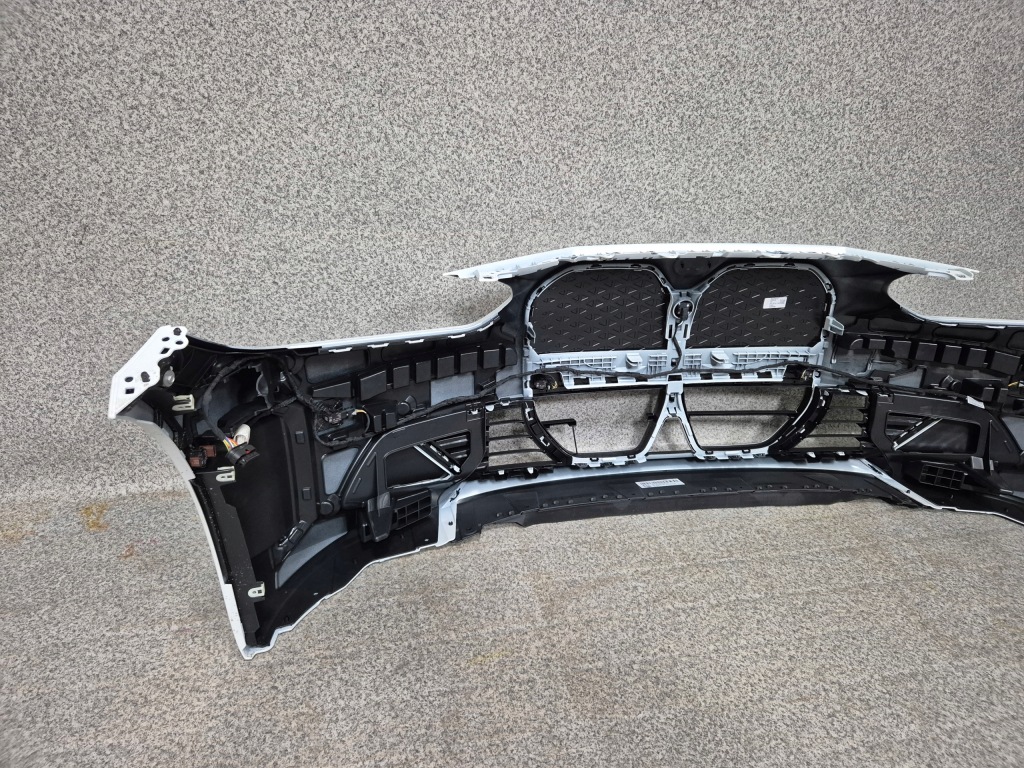 Купити Бампер передні  a300 pdc електропроводка камера оригінал bmw 4 i4 g26