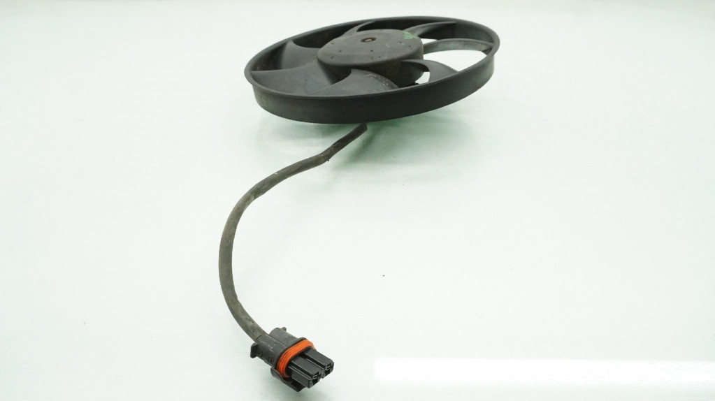 фото №5, Volvo xc70 iii 2.4 d5 вентилятор радиатора v70 iii s80 ii вентилятор