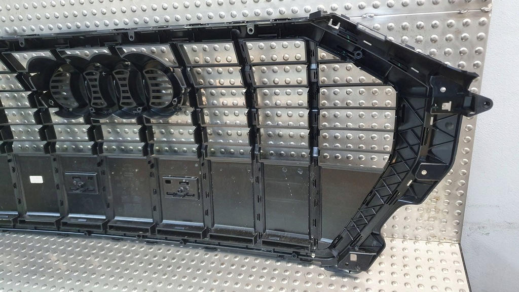 фото №13, Решітка радіатора решітка радіатора audi q3 ii 83a853651f 83a853651e s-line black 18-