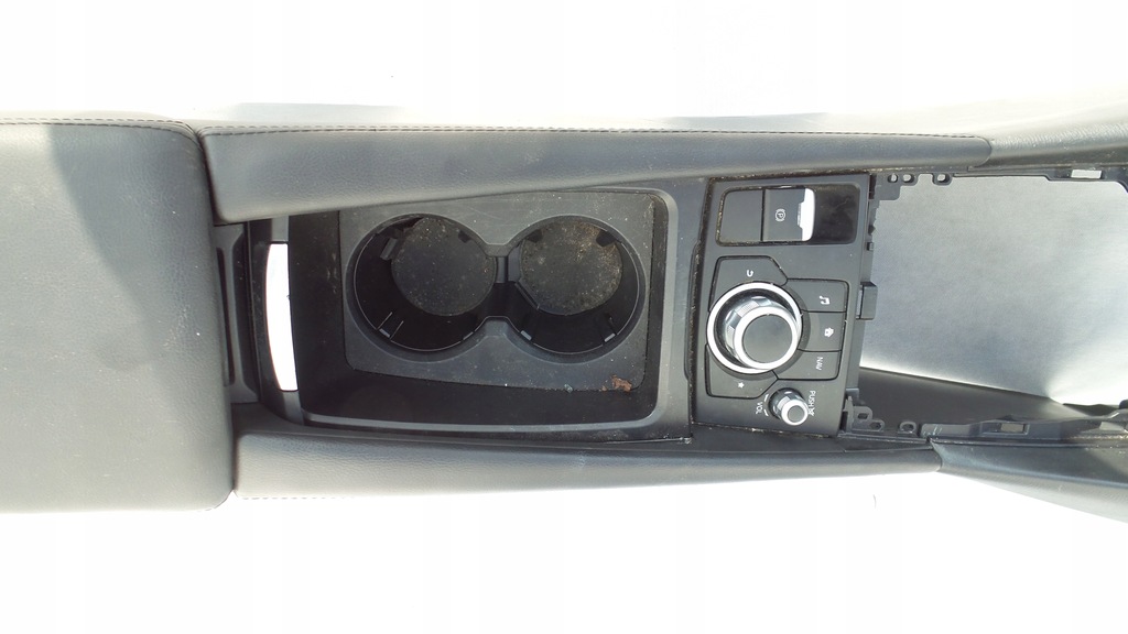 фото №7, Туннель средний подлокотник mazda 3 iii 2018 gmj666cm0a панель средний