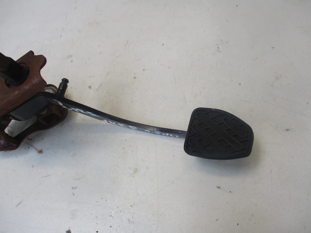 фото №5, Педаль зчеплення nissan juke 1.5 dci