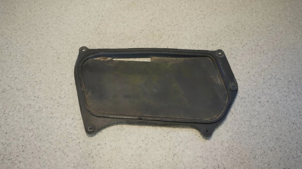 фото №2, Защита впуск капот a1728800205 mercedes slk w172 r172