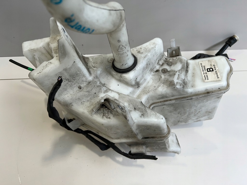 фото №8, Бачок омивача toyota corolla e21 85310-02720
