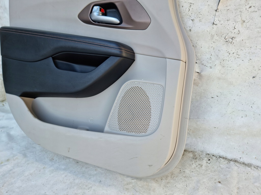 фото №6, Chrysler pacifica 3.6 обшивка дверь левый перед водителя 18r