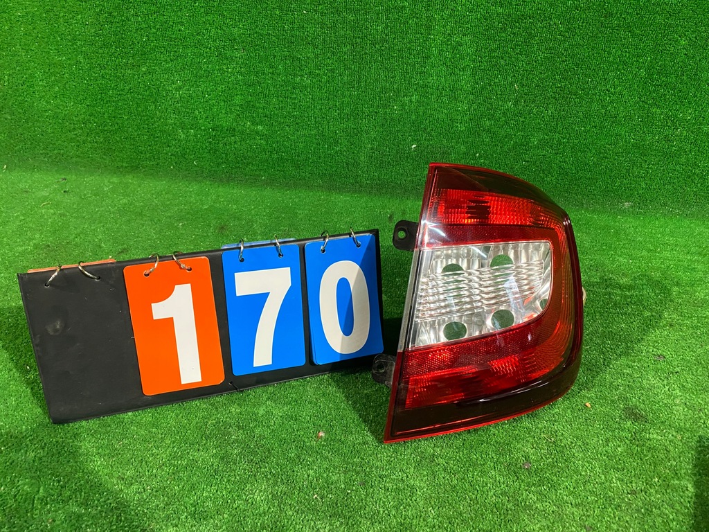 фото №1, Лампа задняя правая правый задняя skoda rapid liftback