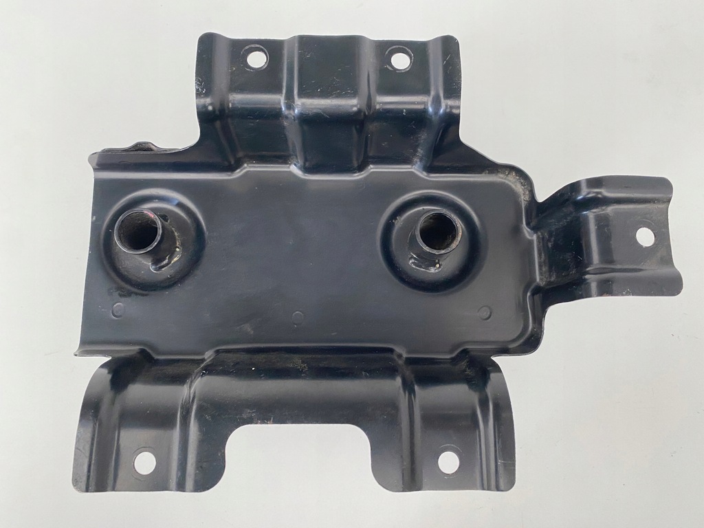 фото №4, Кронштейн кронштейн крышки задний mitsubishi pajero