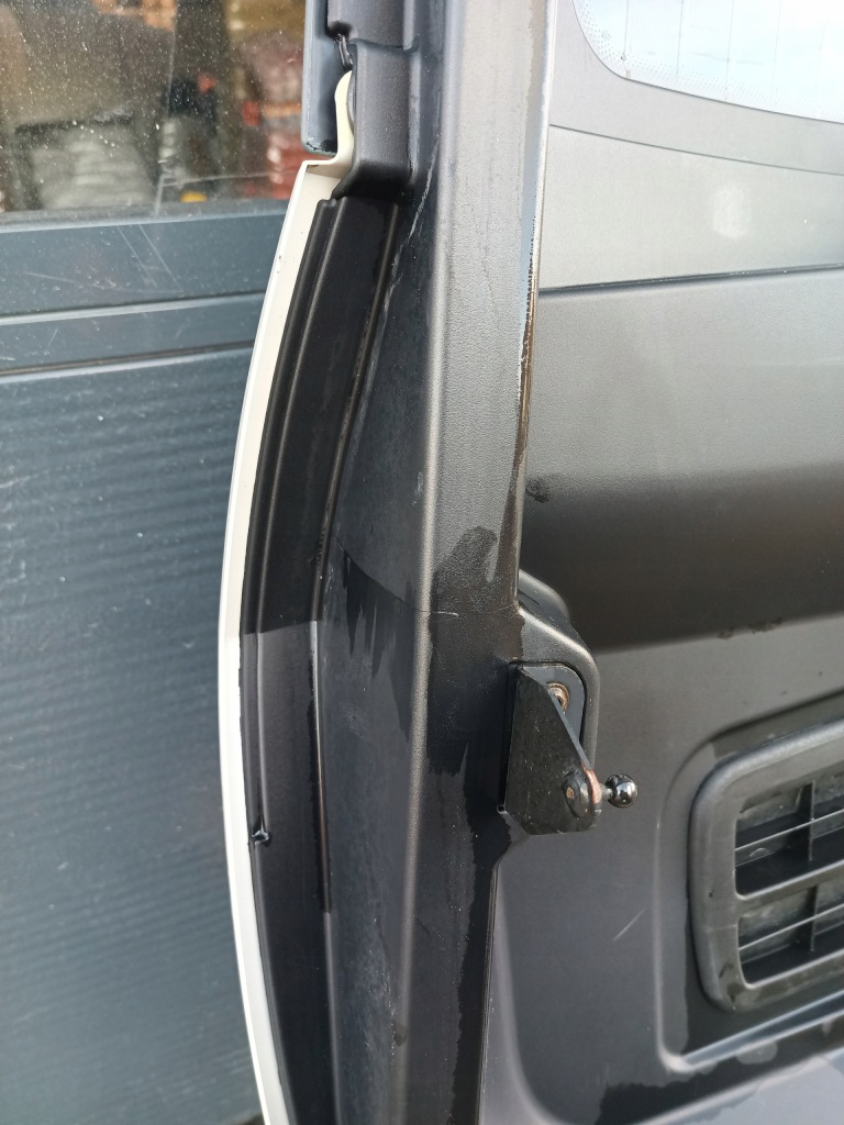 Microcar m.go mgo крышка багажника комплектная серебристая без повреждений Киев