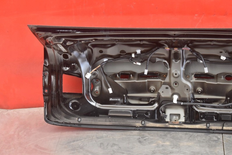 фото №11, Кришка багажника багажника задня задня 212 lexus is 250 2 ii sedan 05-10