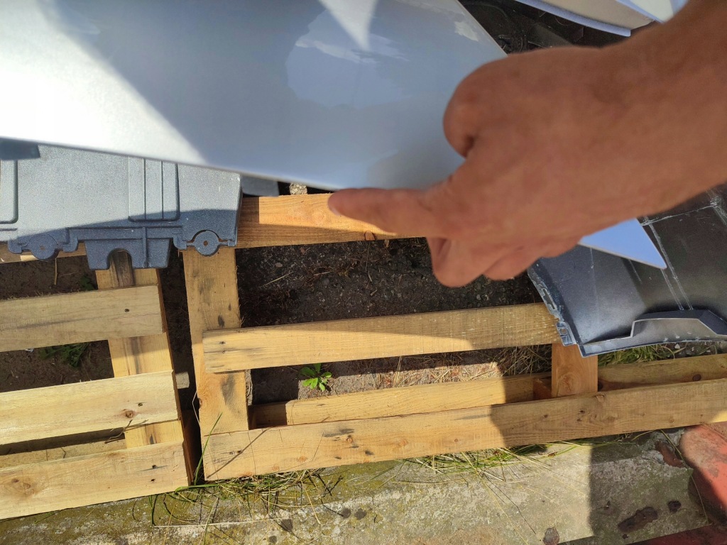 Купити Бампер перед передній opel astra j код лакофарбового покриття przedlift z176 вушко