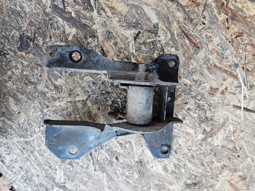 фото №1, Кронштейн кронштейн рессора renault master iii movano правое+ левая