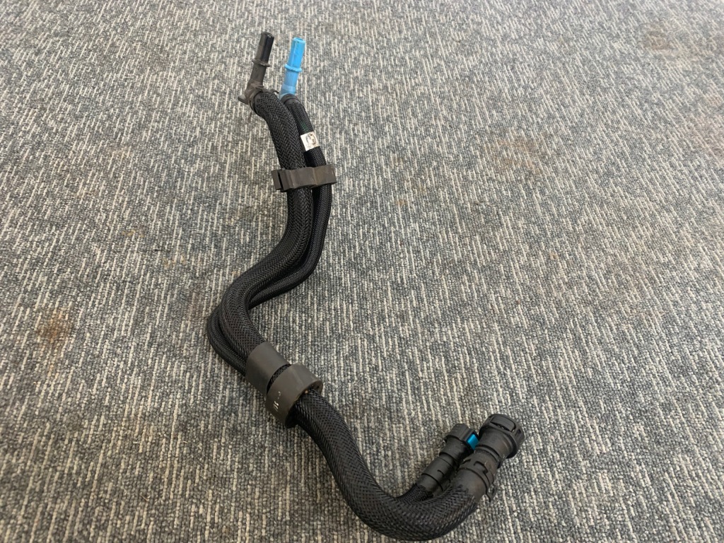 фото №3, Bmw 3 g20 g21 2.0d труба патрубок шланг пального оригінал