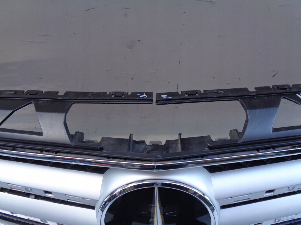 Решётка  решётка радиатора mercedes cls w218 10- под радар Доставка