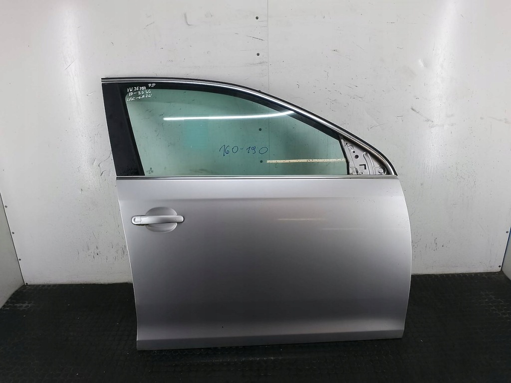 фото №1, Дверь перед правый vw jetta v la7w