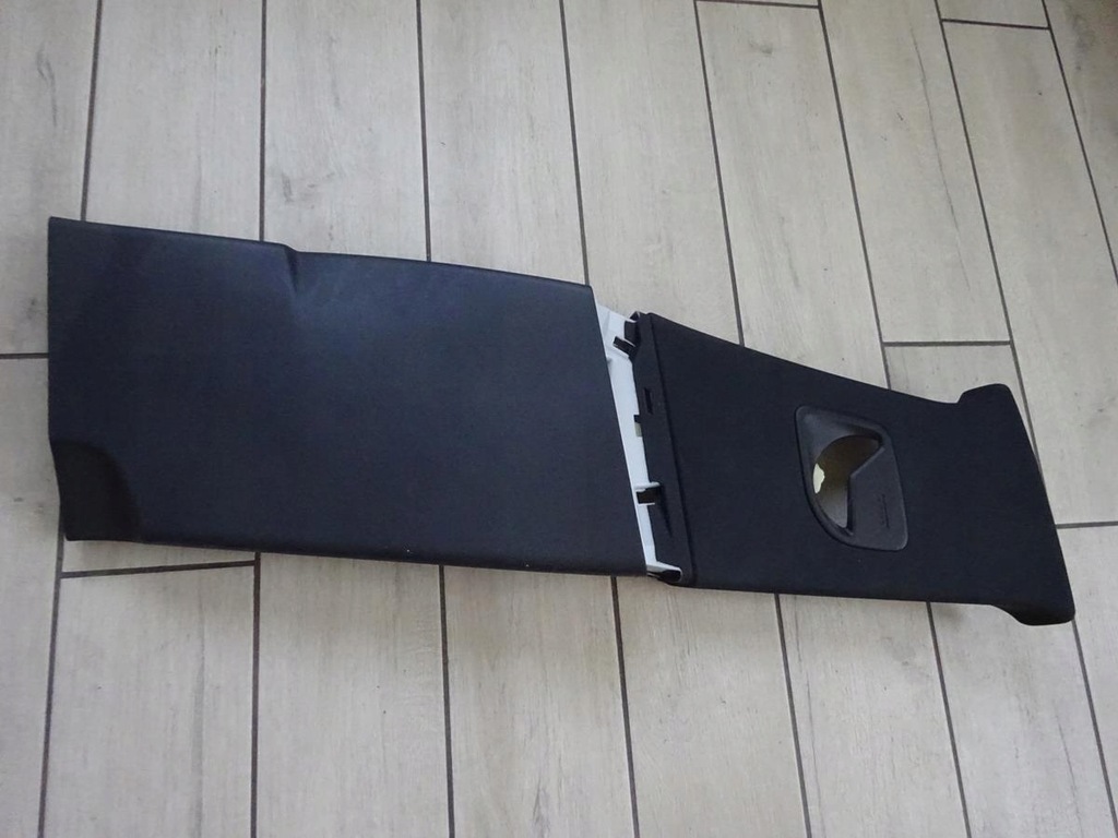 фото №1, Защита стойка peugeot оригинальный номер 9813423477