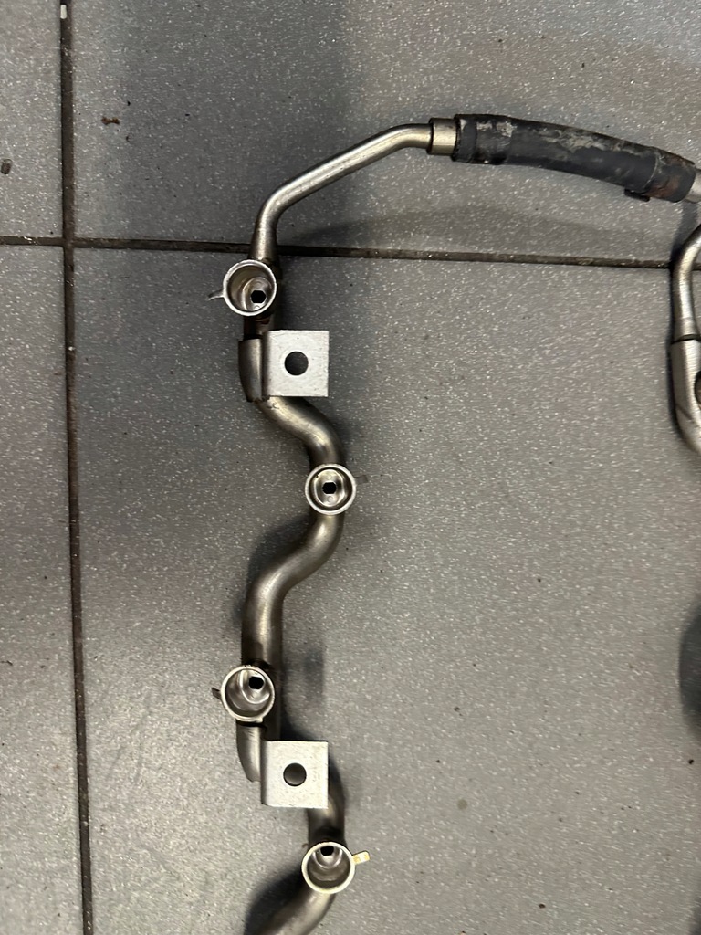 фото №9, Молдинг упорскування vw phaeton 6.0 w12 420km ban 07c133316h