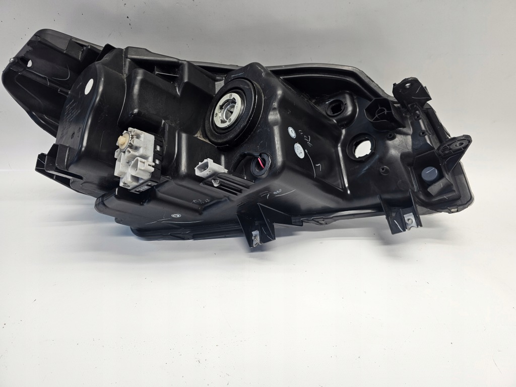 Фара led suzuki vitara 3 3 2015 - європа ліва перед ліва передня Доставка