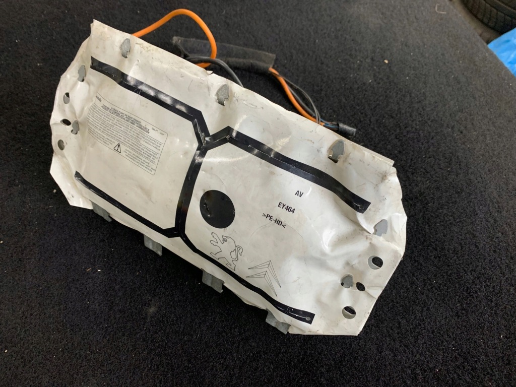 фото №1, Подушка air bag пасажира peugeot 207 9650100380