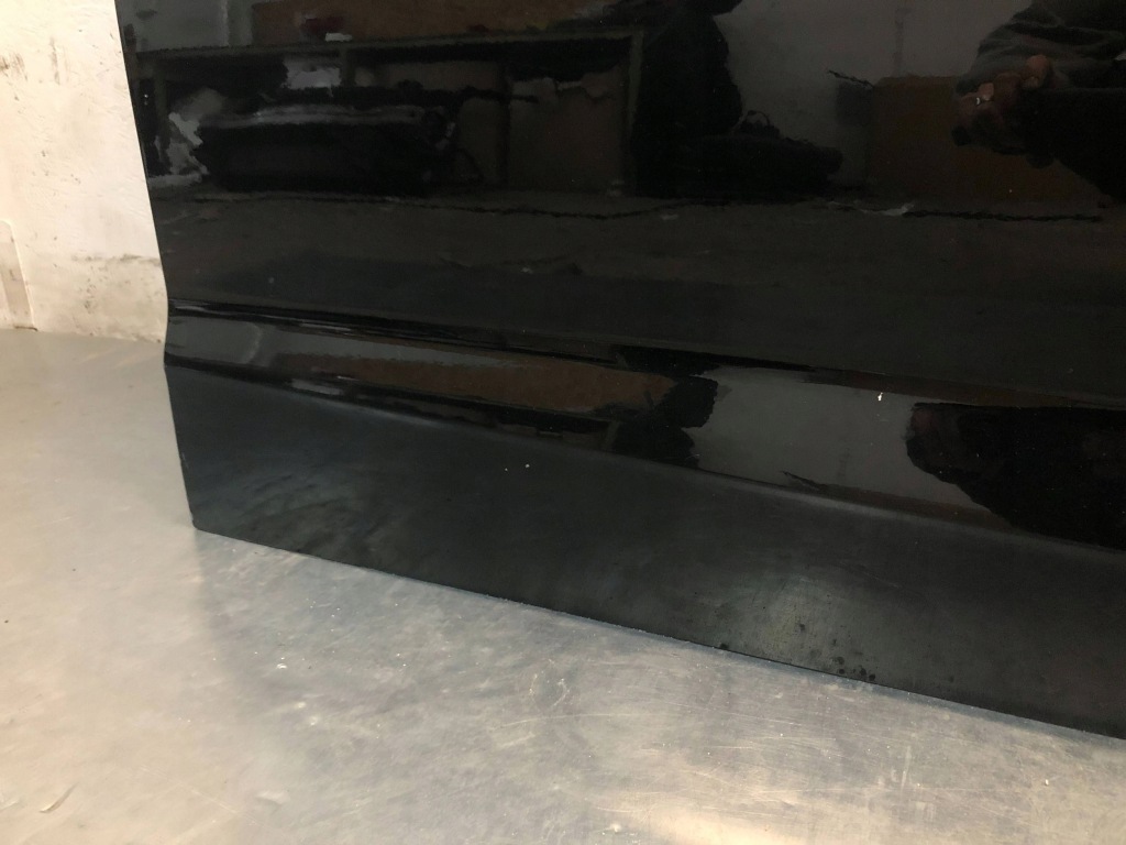 Дверь правое передние к audi a3 8v sportback s-line 12-16 w kolorze ly9b с Разборки