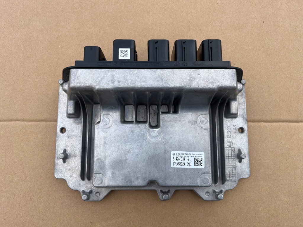 Купити Mini clubman f54 2019 бортовий комп'ютер / блок керування ecu двигуна 9424334