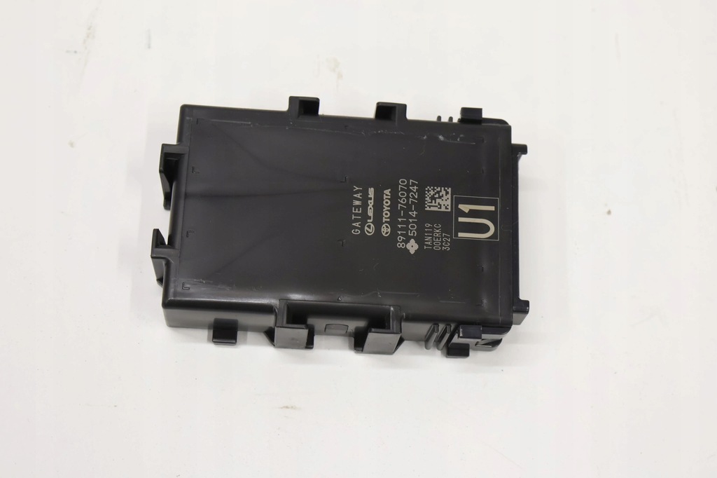 фото №1, Lexus es vii модуль шлюз 89111-76070