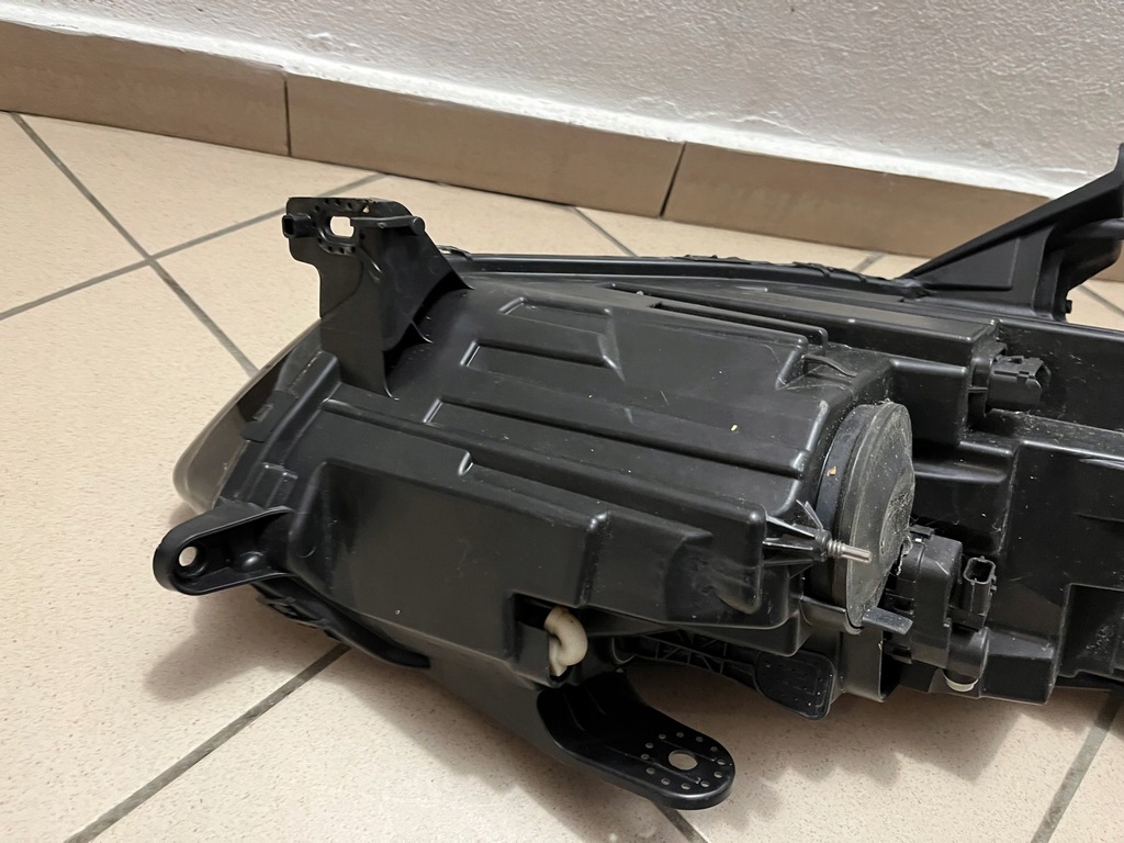 фото №12, Лампа передняя перед левая dacia sandero iii 3 jogger logan 20- 260602561r