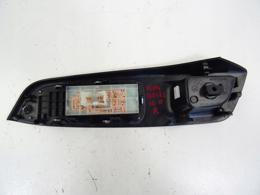 фото №6, Micra k14 перемикач вікон правий перед