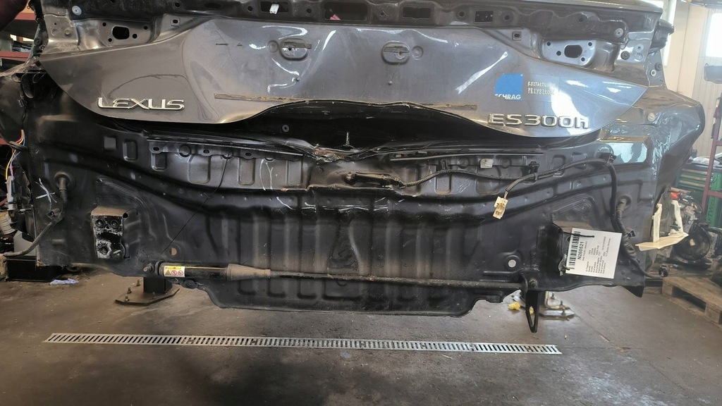 фото №1, Pas задний / поддон 1l1 lexus es300h vii