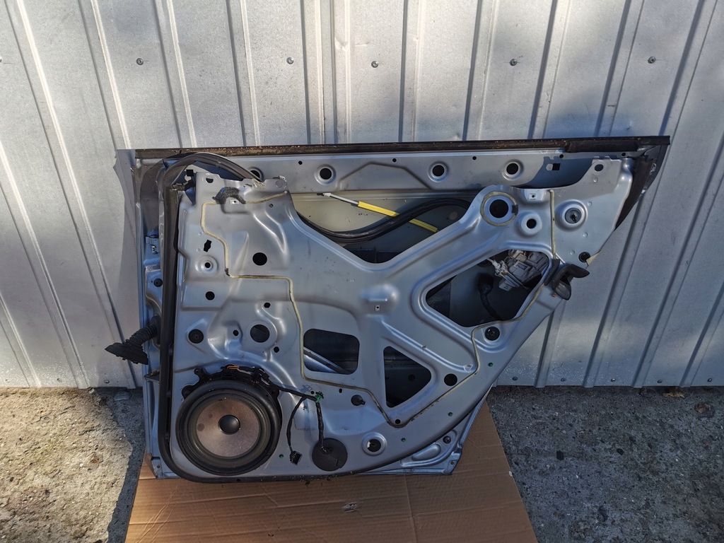 фото №6, Двері правий задня обшивка audi a4 b7 ly7j