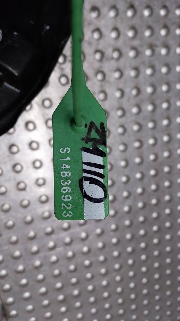 фото №7, Поворотный кулак ступица суппорт левый перед 20900 mercedes w203 w209 slk r171 2.2cdi