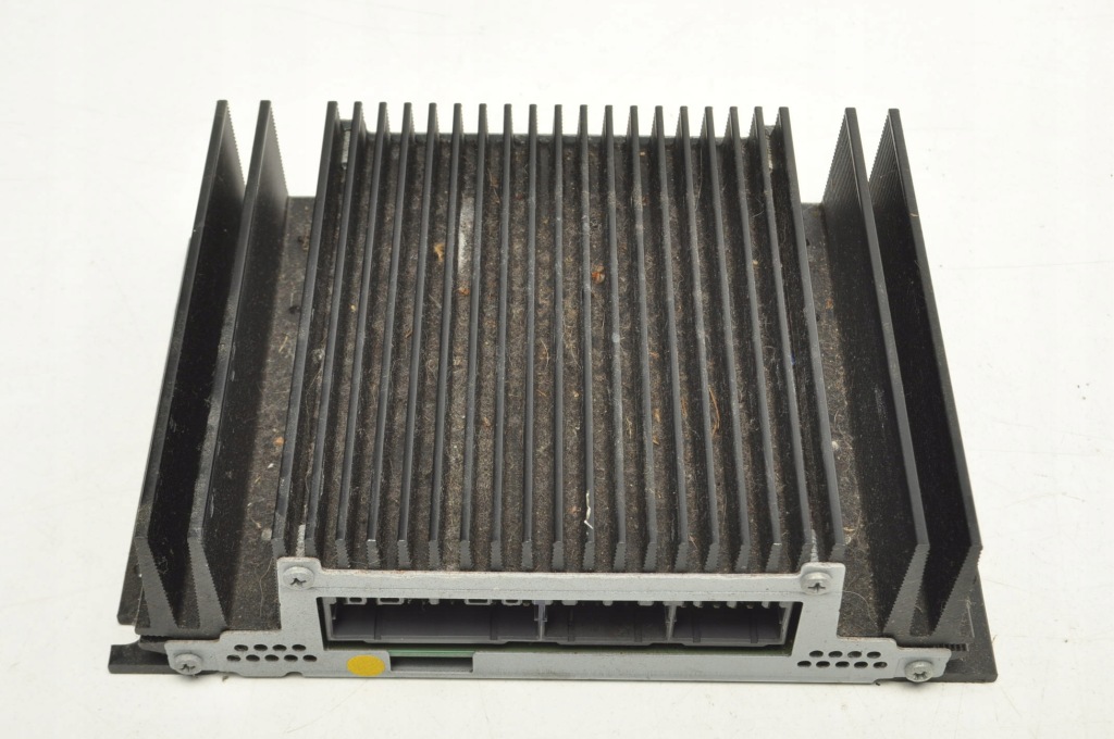 фото №1, Hyundai i40 kia sportage iii kia carens iv усилитель радио 61013789