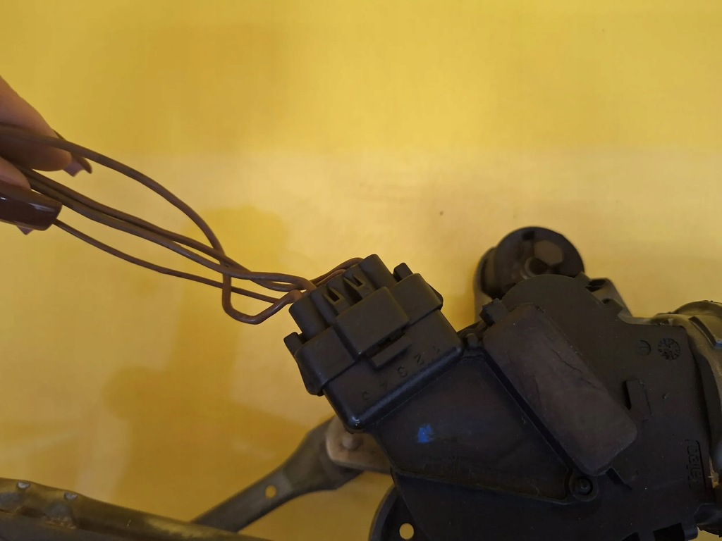 фото №7, Механизм моторчик дворник перед citroen c2 2004 nr107