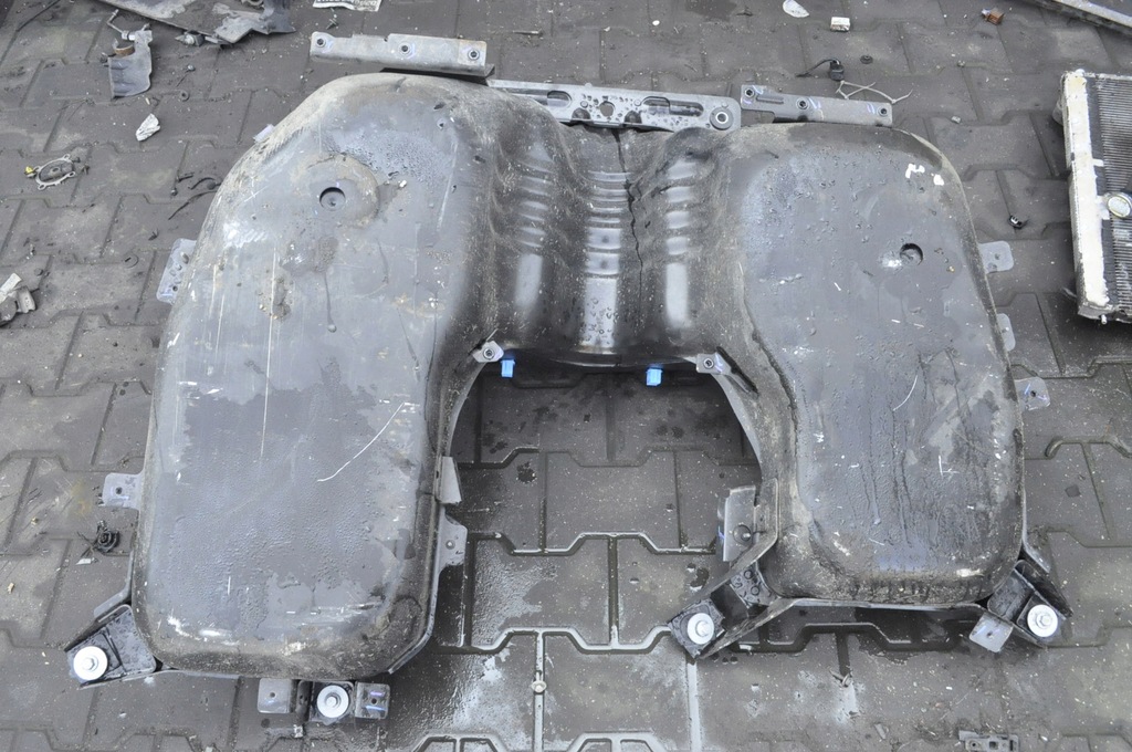 фото №9, Land rover defender l663 3.0 бак топлива 21r