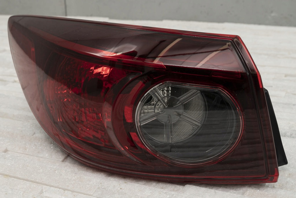 фото №9, Mazda 3 iii bn sedan лампа задняя левая bkc351150