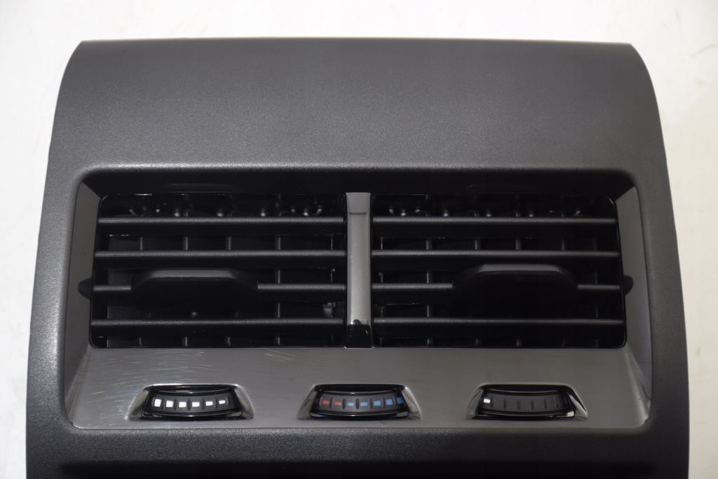 фото №9, Bmw x6 g06 x5 g05 решётка обдув задняя туннель среднего 9399964