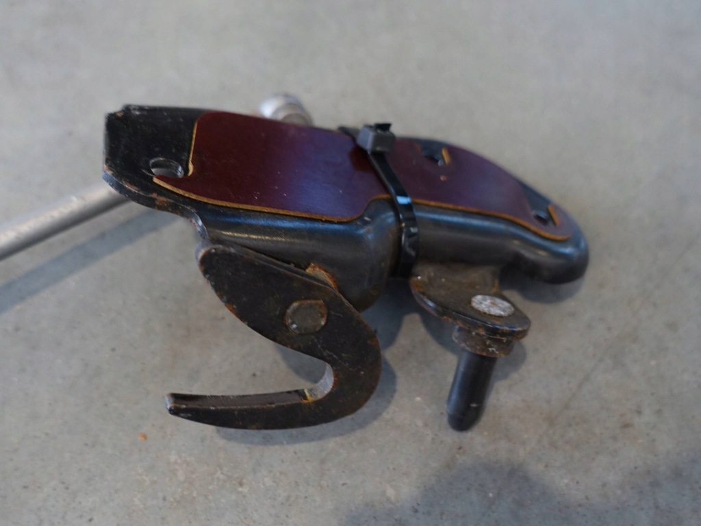 фото №7, Vw new beetle cabrio 1y0 02-10 кронштейн ручка засов замок замок крыша