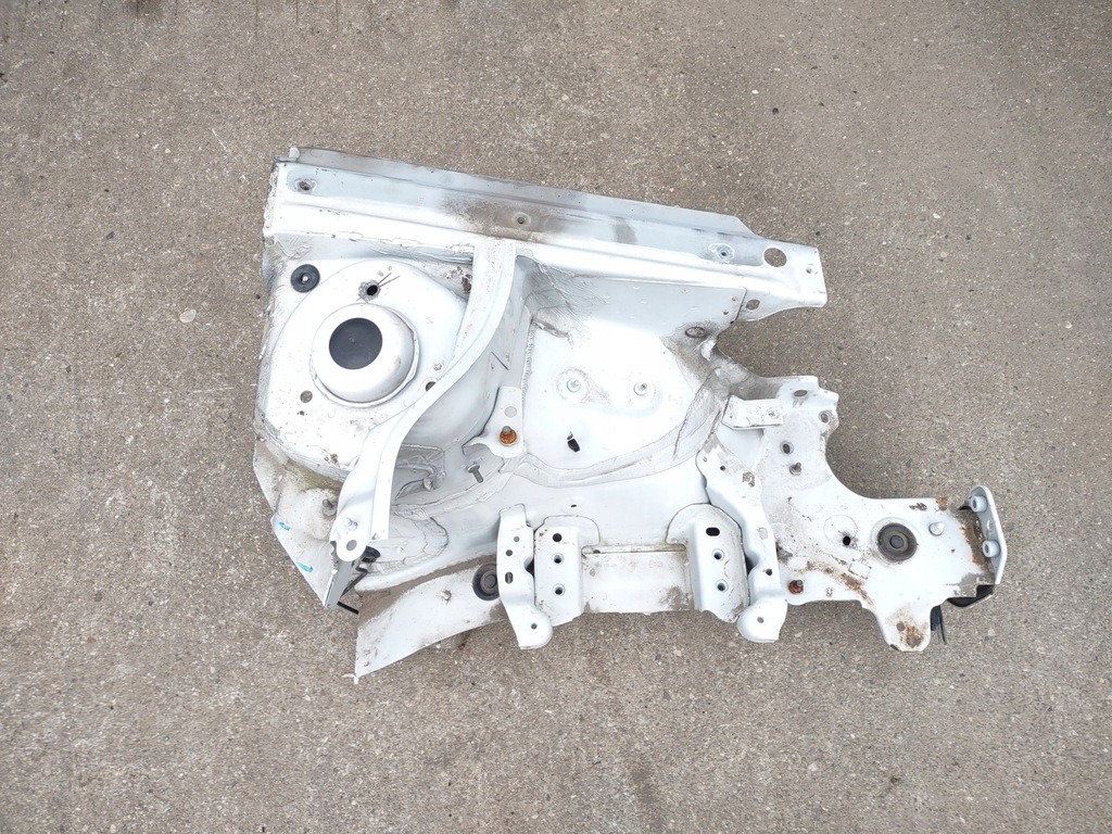 фото №1, Четверть подкрылок лонжерон vw scirocco 1k8 левая передняя lb9a оригинал