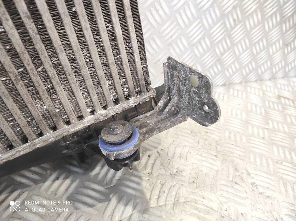 фото №6, Радіатор інтеркулер + кріплення peugeot 308 ii t9 lift 9675627980
