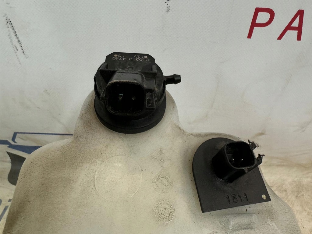 фото №6, Бачок жидкость do омывателя dodge challenger charger 68125524aa