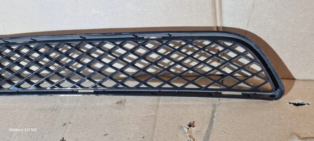 Купить Решётка средняя бампера mercedes-benz ml w164