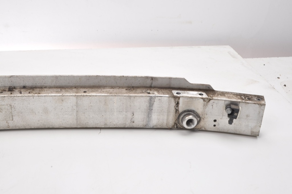 Купити Mercedes gla w156 балка бампера перед