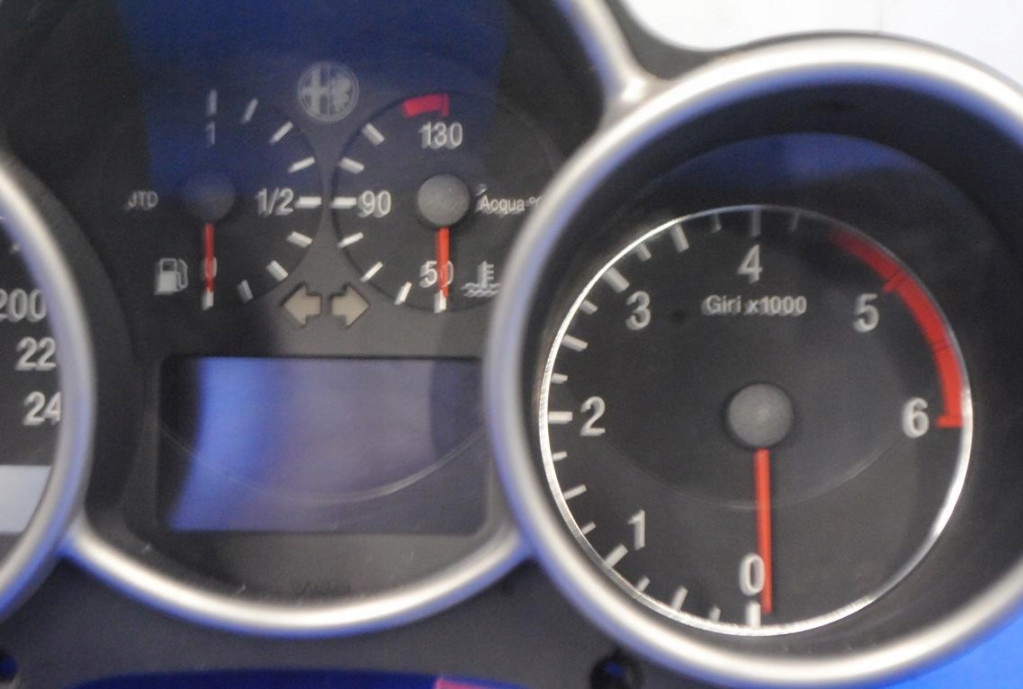 Alfa romeo 147 панель 735290181 Доставка