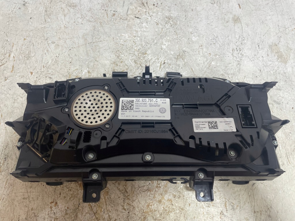 фото №10, Vw passat b8 счетчик приборы 3g0920791c