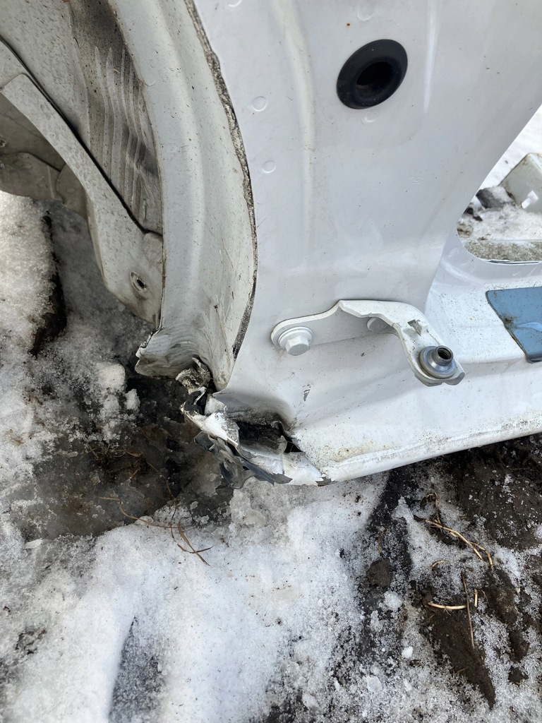 фото №1, Порог левый длинный блок двигателя ford fiesta mk8 17- 5d