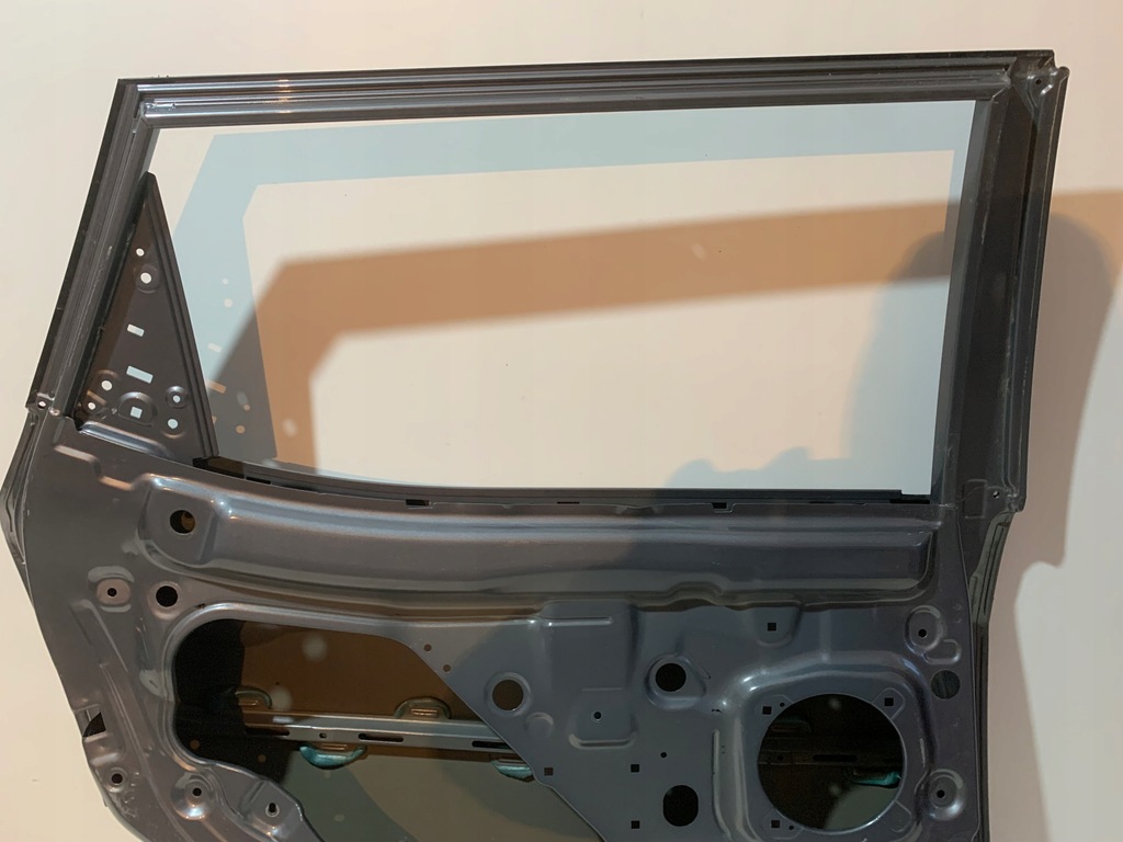 фото №13, Ssangyong tivoli двері ліва задня задні 15–