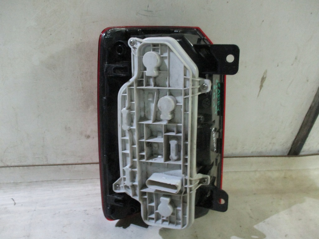 фото №9, Лампа задня права vw caddy 2k lift 2k1945095j