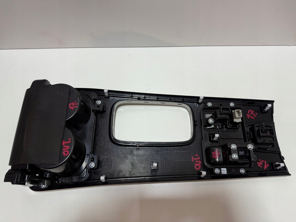 фото №10, Mitsubishi outlander iii накладка тунель середнього панель 8015a194zz