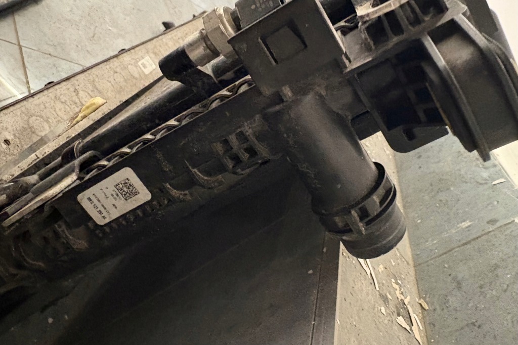 Комплект радиатор вентилятор 8w0959455m audi a5 f5 a4 2019 8w0121251ak 2.0 Киев