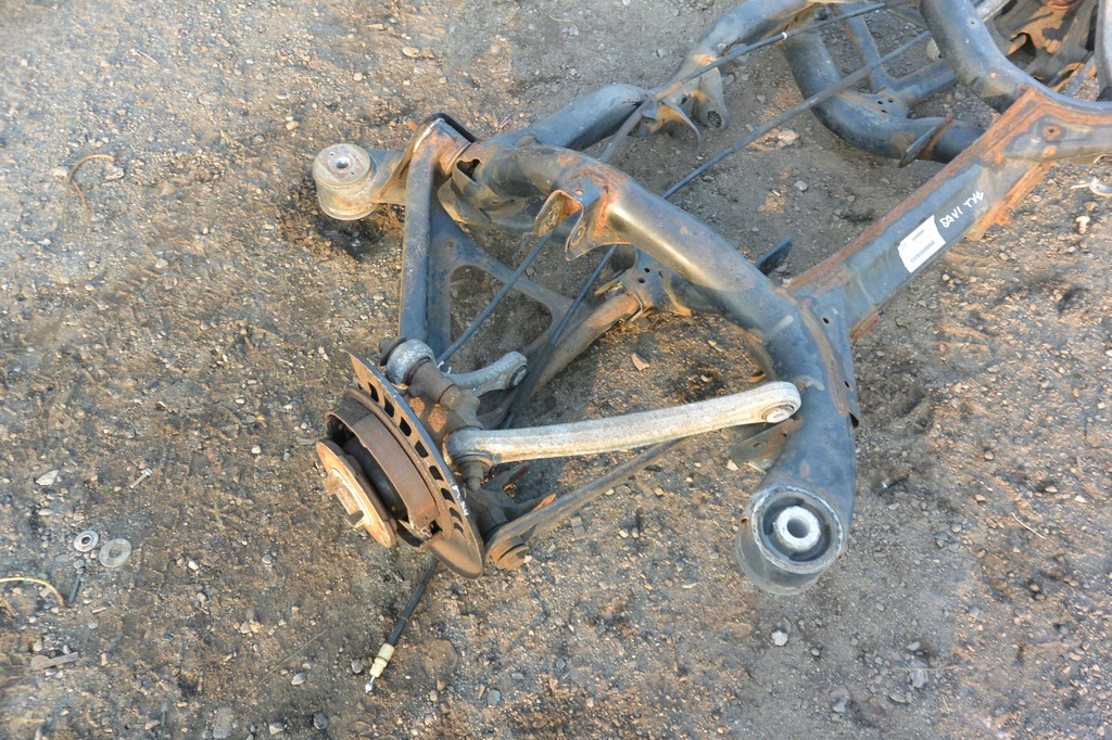 фото №13, Подрамник подрамник рычаг поворотный кулак задняя audi q7 4l