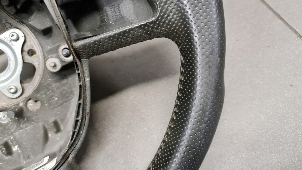 фото №11, Воздуховод трёхспицевая audi a3 8p 8r0419091f