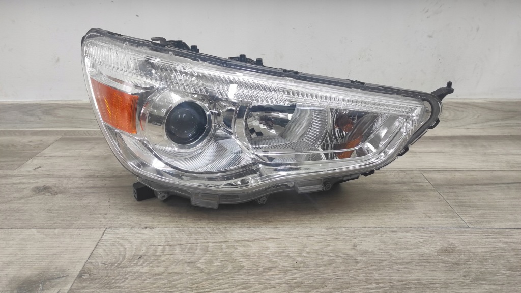 фото №1, Mitsubishi asx 10r- лампа права перед nowa оригінал europa